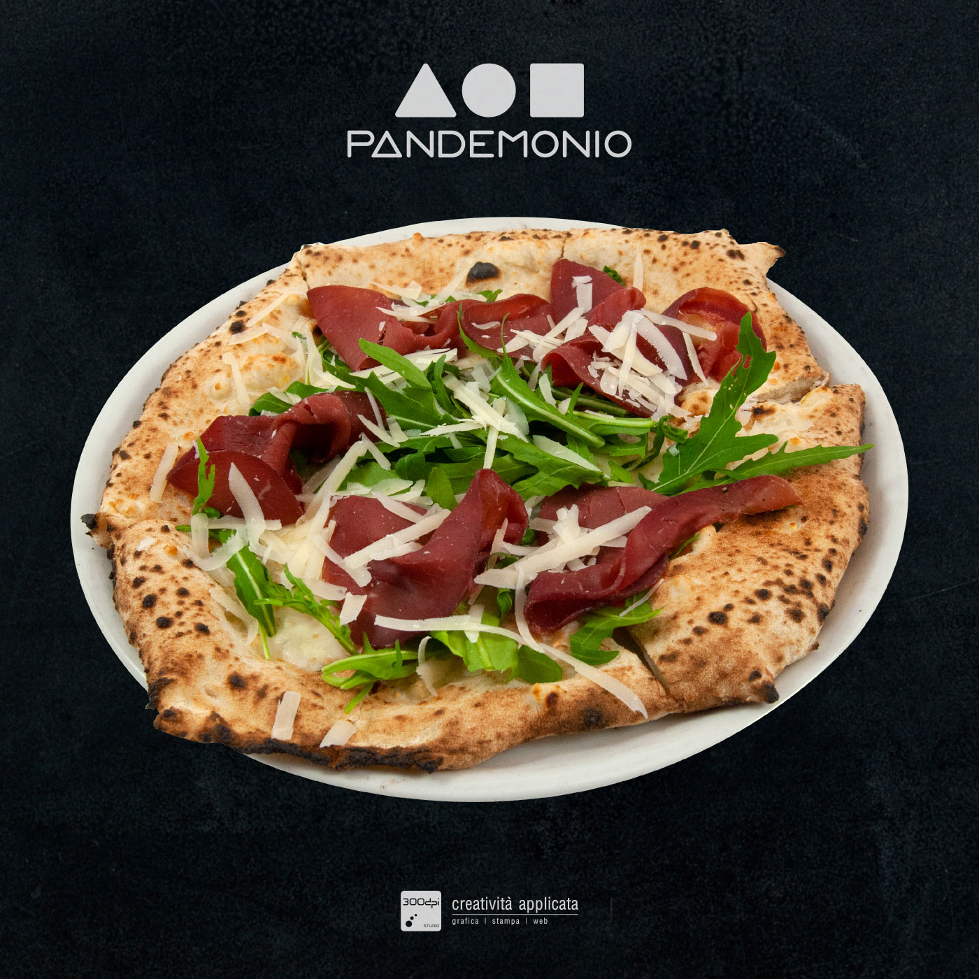 Foto pizza bresaola e grana Pandemonio – 300dpi STUDIO Spoleto-Rimini