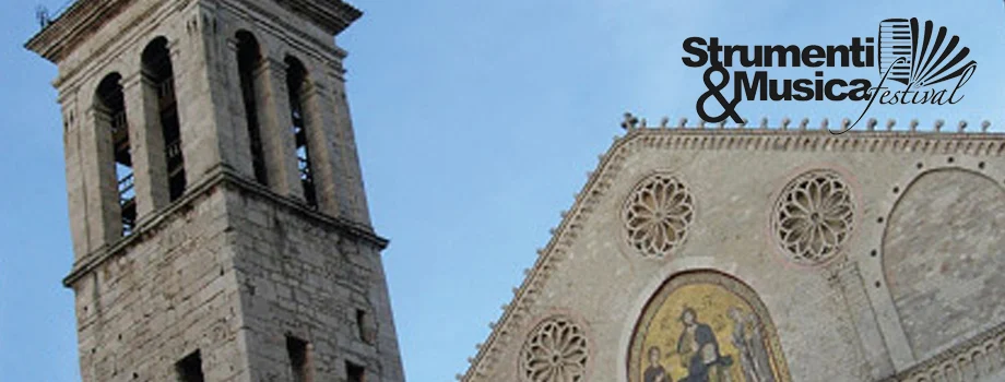 Impaginazione Strumenti&Musica n. 3: Duomo di Spoleto e logo Strumenti&Musica Festival – 300dpi STUDIO