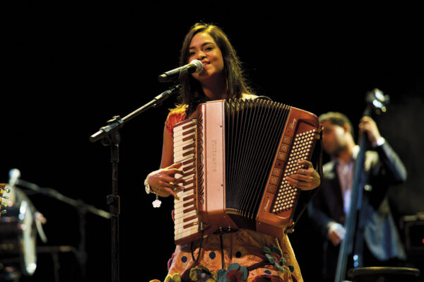 Lucyane Alvez Scandalli Accordions - Intense