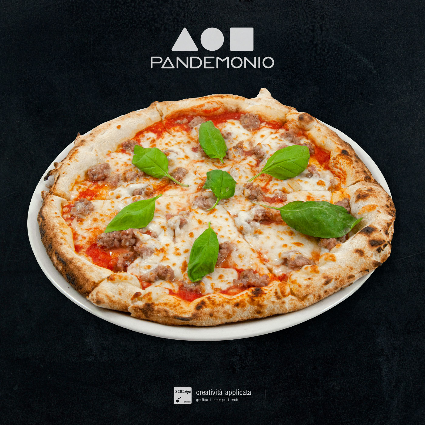 Pizza margherita e salsiccia Pandemonio – 300dpi STUDIO Spoleto-Rimini