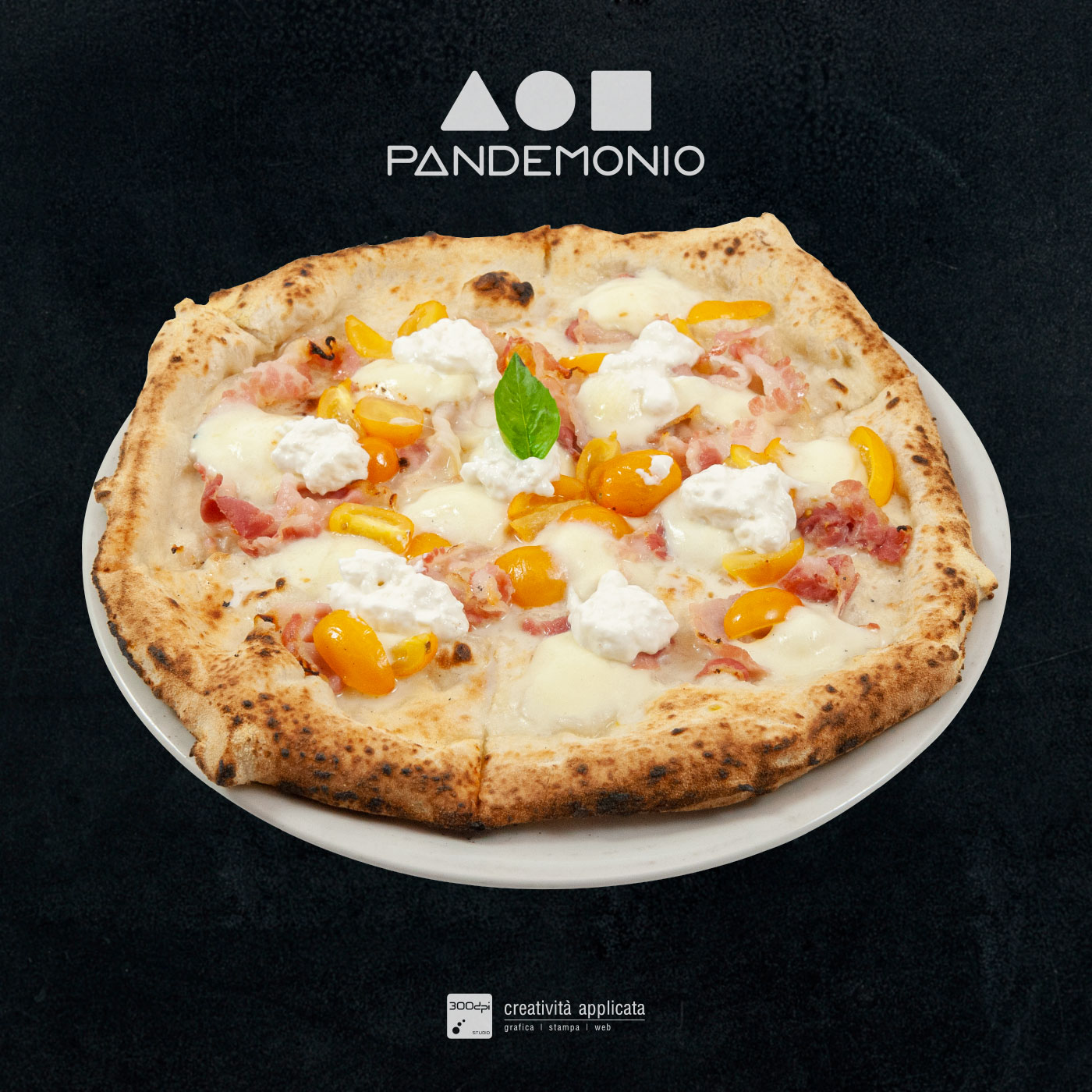 Pizza pomodorini, fiordilatte e pancetta Pandemonio – 300dpi STUDIO Spoleto-Rimini