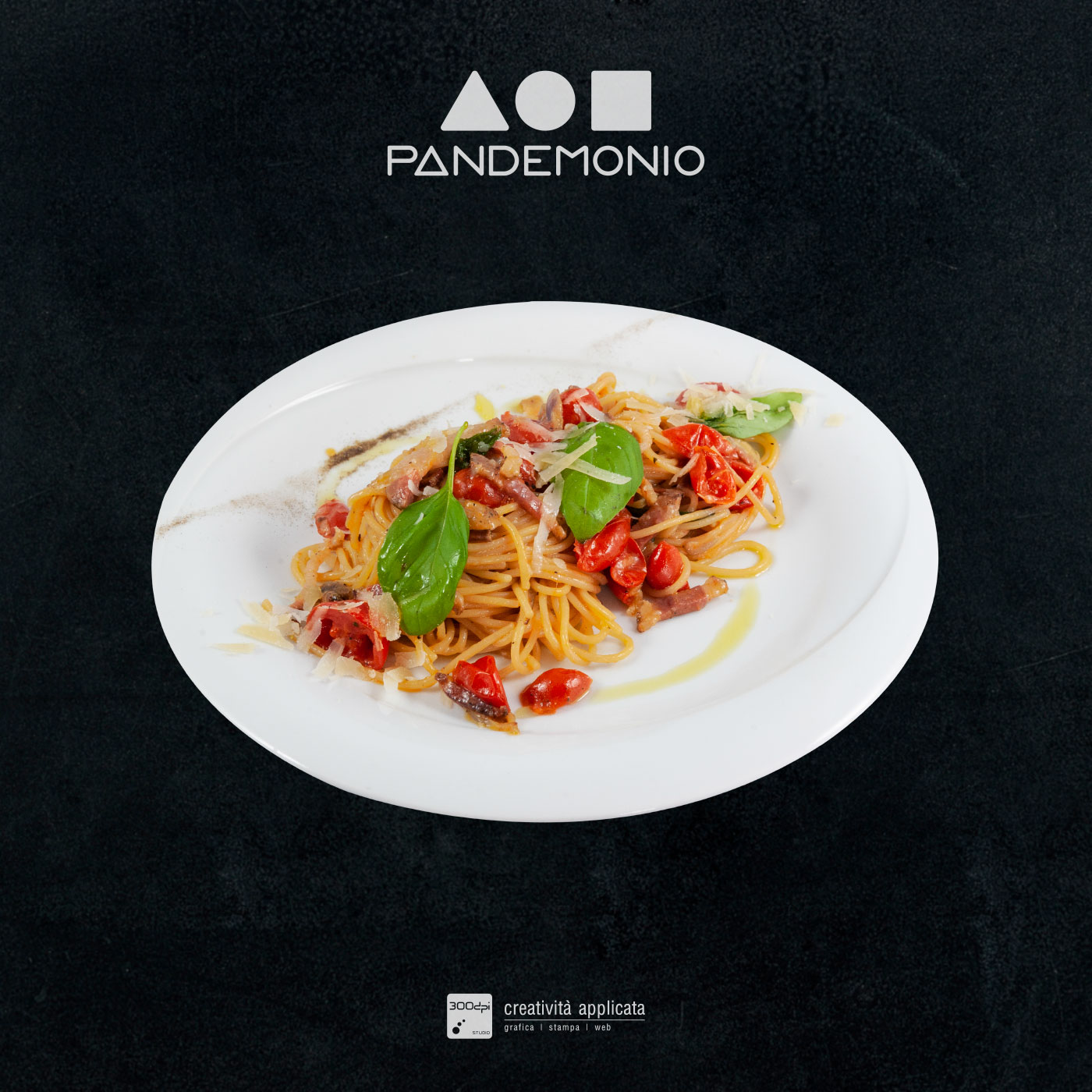 Spaghetti pomodorini e pancetta Pandemonio – 300dpi STUDIO Spoleto-Rimini